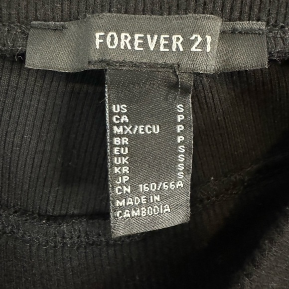 Forever 21 Black Wide-Leg Pants - Picture 11 of 12